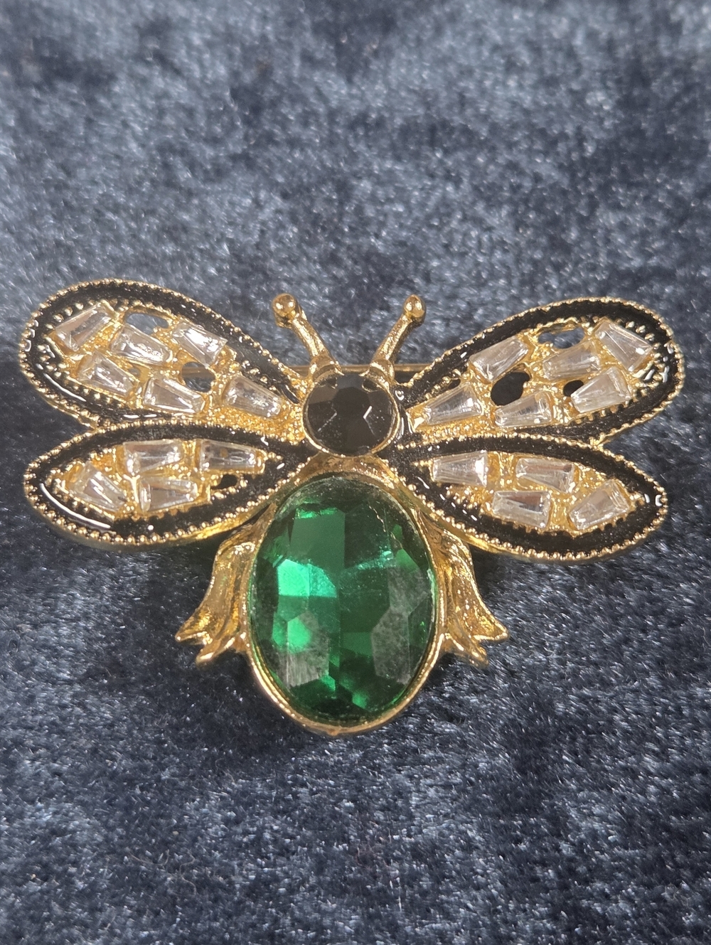 Vintage Rhinestone Emerald Green Bumblebee Brooch - Garden Glam ✨
